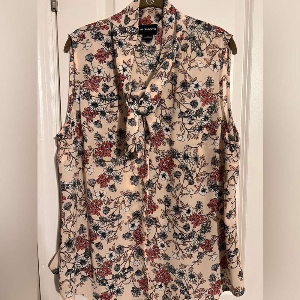 Liz Claiborne Sleeveless Blouse with neck tie